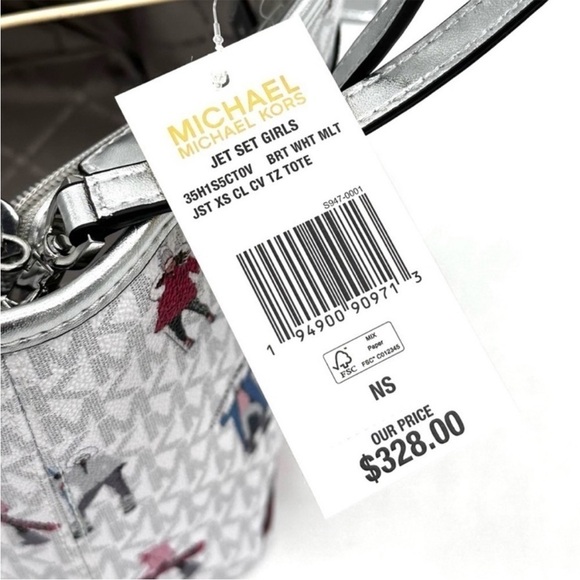 Michael Kors XS Girls Jet Set Saffiano
Travel Bag - Picture 11 of 11